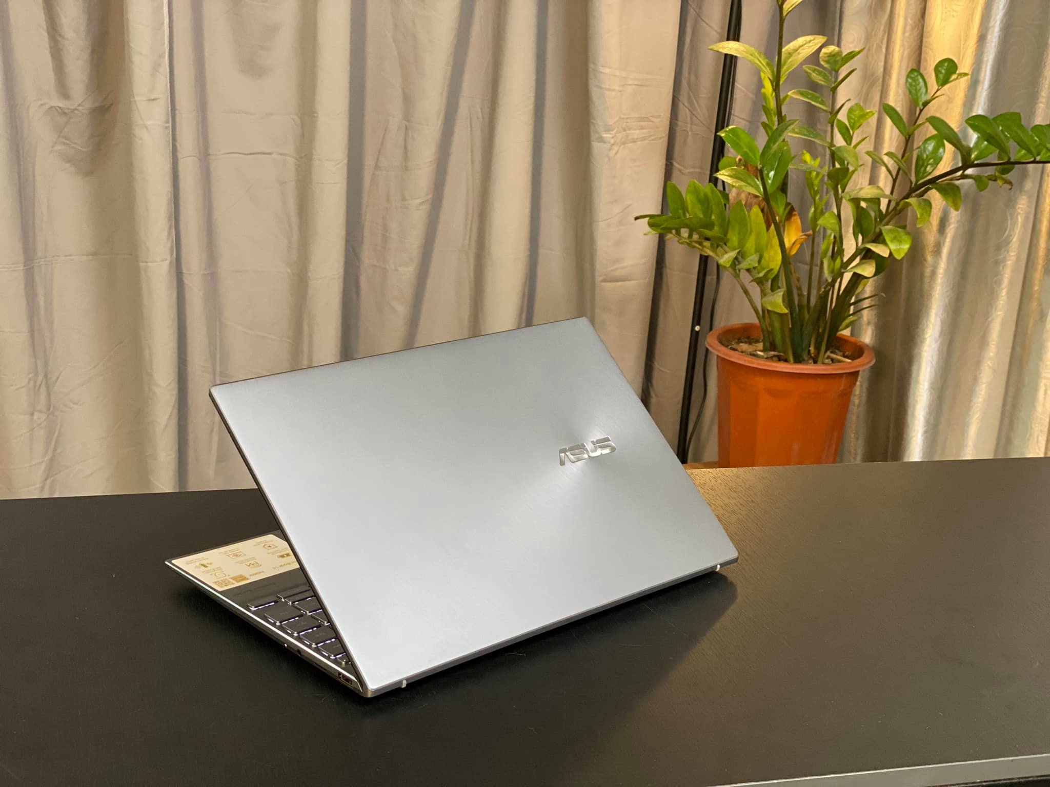 Laptop Asus Zenbook Q408UG-4.jpeg